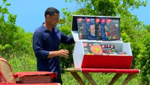 דודו מנצח במשימת הפרס - ויוצא לסעודת מלכים בסגנון יום העצמאות