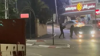 באמצע הרחוב: אלמונים ירו צרורות לעבר בית בעראבה • צפו
