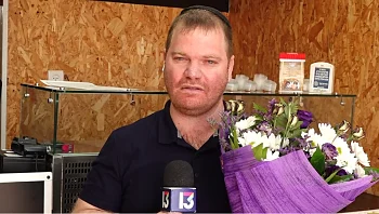 המחווה המרגשת של בעל ההמבורגריה לילד דל אמצעים