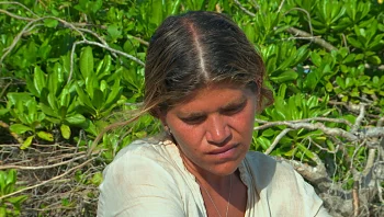 ג'קי חושפת: "אבא שלי היה נרקומן; הכו אותי עד גיל 17"