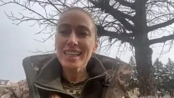 הדוגמנית ומטפסת ההרים שהתגייסה לצבא האוקראיני בריאיון מיוחד מהשטח