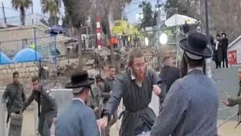 עימותים במירון: חרדים קיצוניים נגד סגירת מתחם הרשב"י