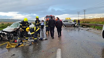 גבר נהרג בתאונה חזיתית קשה בצפון: "ראינו שני כלי רכב מעוכים"