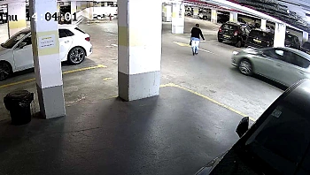 בת 88 נדרסה בחניון בניין מגוריה - ולמרות התיעוד: התיק נסגר מחוסר ריאיות