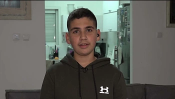 בזמן שרוקן את כל הבית: בן ה-13 תפס את הגנב על חם