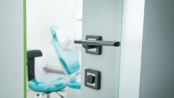 ביקור ראשון