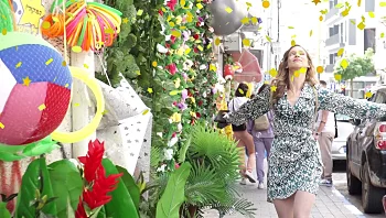 המדד הירוק - מטרד הנצנצים: האם תנסו להמנע מרכישת מוצרים מנצנצים?