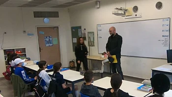 מורה ליום אחד: צביקה הדר, אריק זאבי וגליה רהב מנסים ללמד בכיתה ו'