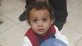 אברהם בן השנה טבע למוות בדלי צבע: "האור שלו חסר"