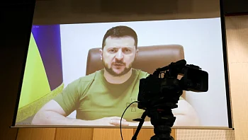 זלנסקי: "עשרות אלפים נהרגו במריופול, 300 בתי חולים נהרסו"