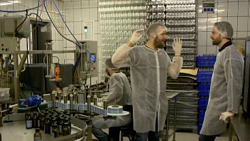 הקוקטייל שניצח את הקורונה: כך הפך בר צנוע בדיזינגוף לסיפור הצלחה בינלאומי