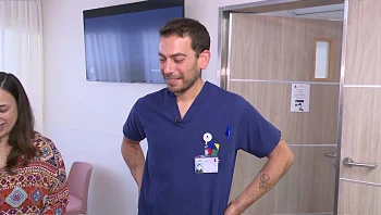 אח נולד: האנשים שבחרו לעשות הסבת מקצוע כדי להיות אחים בבית חולים