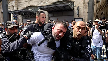 המפכ"ל הורה לתחקר את התנהלות המשטרה בהלוויית העיתונאית