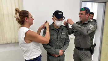 מתמודד עם מחלת הסרטן הגשים חלום והפך ללוחם מגב - ליום אחד