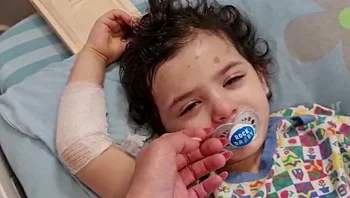 בת ה-3 נפלה מקומה 14: "חשבתי שהיא נפלה על הראש ואיבדתי אותה"