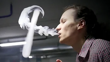 סכנת הסיגריות האלקטרוניות: יותר ויותר בני נוער מתמכרים למוצרי ניקוטין