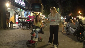 נגיש על הבר: האם הברים נגישים לבעלי מוגבלויות?