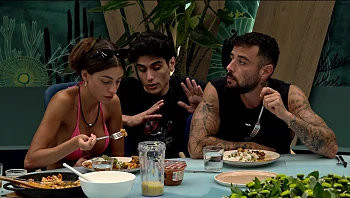 "דיאן, רוצה לריב?": אופק יוצא להגנתה של טליה