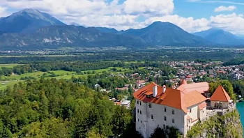 מסביב לכדור: ליטל טוריאל עם היעדים הכי שווים לטיסה
