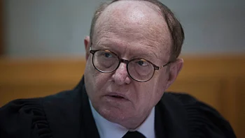 עדות וינרוט נחשפת: האם העו"ד המנוח אישר לנתניהו לקבל מתנות?