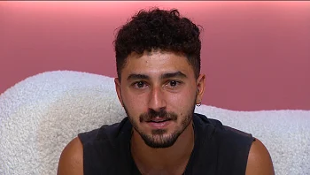 "הרמתי בדלים מהרצפה כדי לעשן": דניאל נזכר בעברו ונשבר