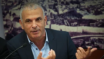 פרשת יונט קרדיט: משה כחלון נחקר באזהרה