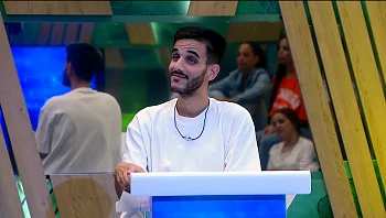 הכה את המנחה: קאזם משתלט על השעשועון הגדול של הבית