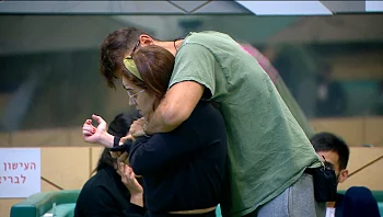 "יא חתיכת ערסית קטנה ומסכנה": הפיצוץ שאינו נגמר