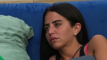 בר מגיעה לנקודת שבירה: "אני רק נפגעת ממנה"