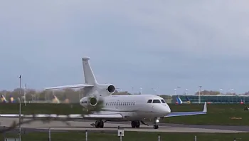 שערוריית הטיסות של הסלבס: המפורסמים שטסו במטוסים פרטיים וספגו ביקורת