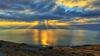 להתעורר עם השמש: מצאנו לכם את תצפית הזריחה המושלמת בכינרת