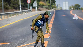 לפיד: "פועלים להחזיר את תושבי העוטף לשגרת חייהם"