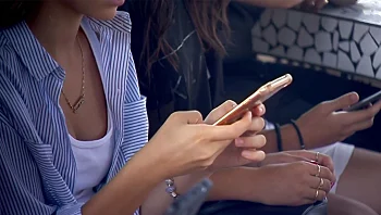 האפליקציה שאנחנו אוהבים לשנוא: מחקר חדש מצא גילויים מפתיעים