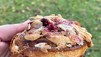 מאפים צרפתיים וארוחות בוקר בחלה: הסוד הטעים של קיבוץ עינת