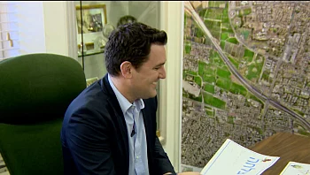 בדרך לקלפי: איתן גינזבורג מתכונן למלחמה ביוקר המחייה בכנסת הבאה