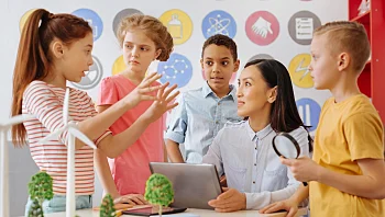 ללמוד בקצב אחר: הכירו את בתי הספר הכי מיוחדים שיש