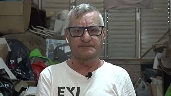 כשסכין מוצמדת לצווארו - שודדים גנבו עשרות אלפי שקלים מביתו