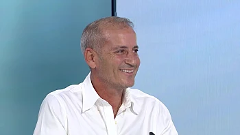 מתחדשים ברהיטים לקראת החגים? בקרו ב"מחסני המפעל"