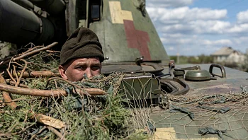 בצל הסיפוח: אוקראינה כיתרה אלפי חיילים רוסים בדונייצק