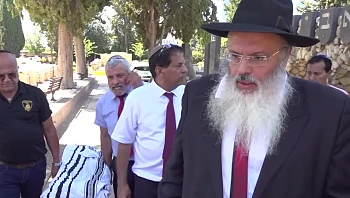 74 שנה אחרי: לאחר שזהותו אומתה - הובא למנוחות התינוק יוסף מלמד