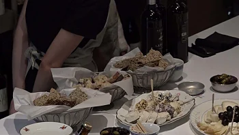 השפים המובילים בארץ מנסים לפצח את השאלה: האם יש טעם כחול-לבן?