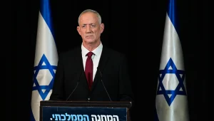 גנץ מבהיר: "לא אשב עם נתניהו או אקיים איתו מו"מ בשום תרחיש"