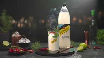 קוקטייל ערק ביטר מתובל