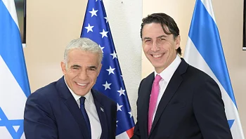 לפיד: "הסכם היסטורי שמחזק את הביטחון והכלכלה ויביא יציבות"