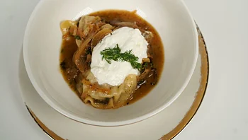 קרפלך בשר בציר בצל וסומק: המתכון למנת האודישן של אביב איכהולץ