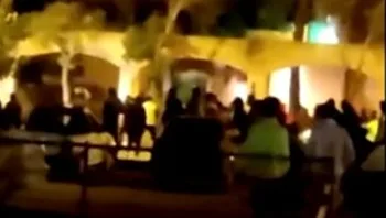 דיווחים באיראן: ביתו של חומייני הוצת