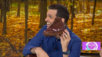 השינוי שעברו נעלי הכדורגל לאורך השנים