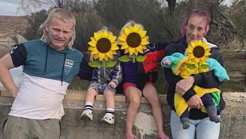 אוסטרליה: ההורים נהרגו בתאונה קטלנית בחג המולד, 3 ילדיהם שרדו