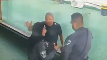 "למה שיעצרו אותי?": מפקד המחוז, האח והמעצר המקוצר