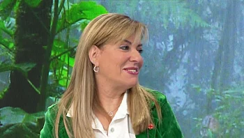 שאלנו את המומחית: איך להעניק לחות וזוהר לעור הפנים?